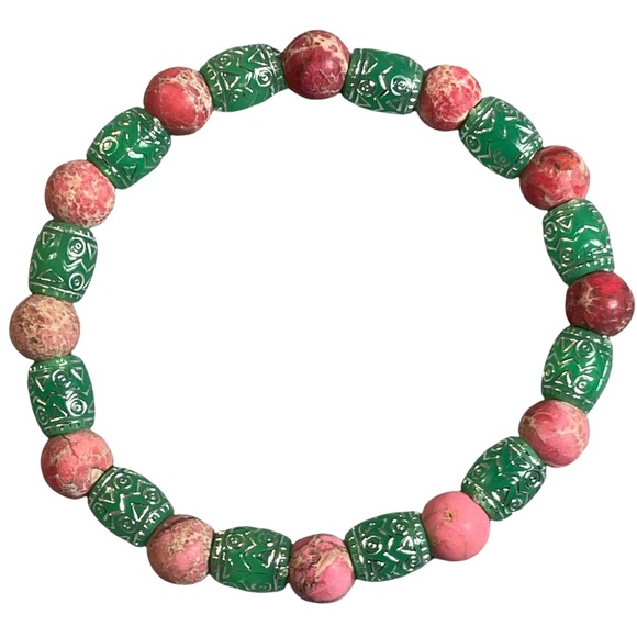 Green & silver carved bead & light pink imperial Jasper beaded bracelet NEW - Picture 1 of 6